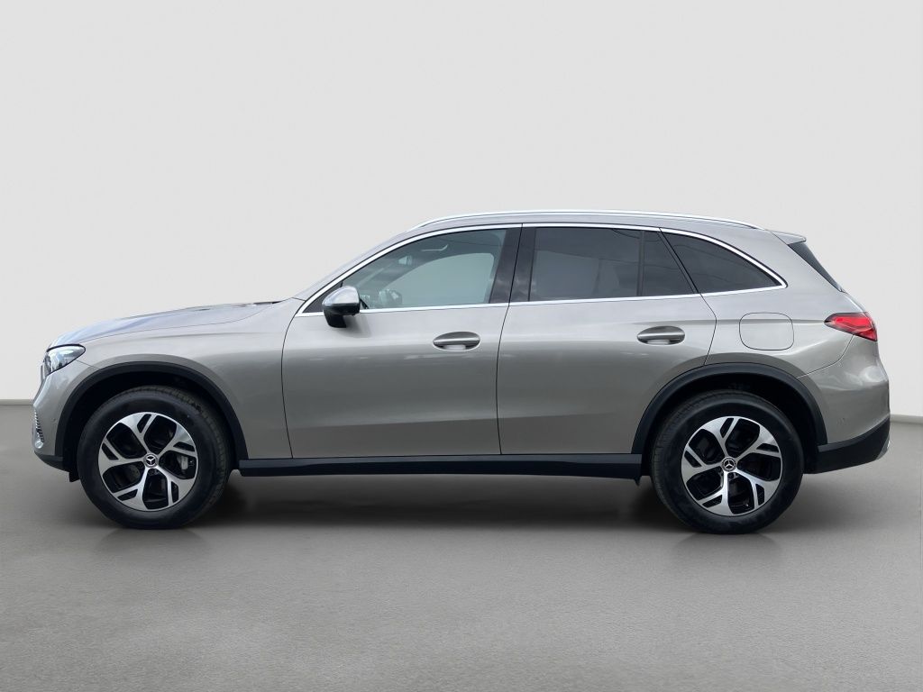 Fahrzeugabbildung Mercedes-Benz GLC 300 e 4M AVANTGARDE*AHK*360°KAM*DIGIT-LIGHT