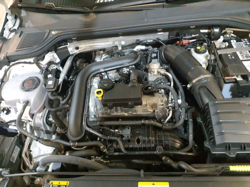 Volkswagen Golf Life ACTIVE 1.0 TSI Klima*Tempo*Nav*PDC*SH