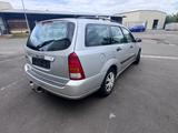 Ford Focus 1.6 Ambiente AHK / Tüv 07/26 - Ford Focus aus 2000: 1.6