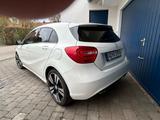 Mercedes-Benz A 180 Urban Urban - Mercedes-Benz A 180: Schiebedach