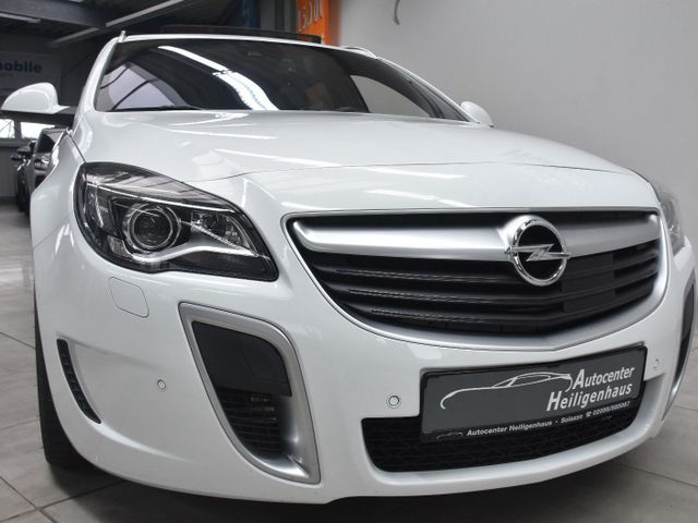 Opel Insignia OPC 4x4 BiXenon Recaro Bose Kamera Pano