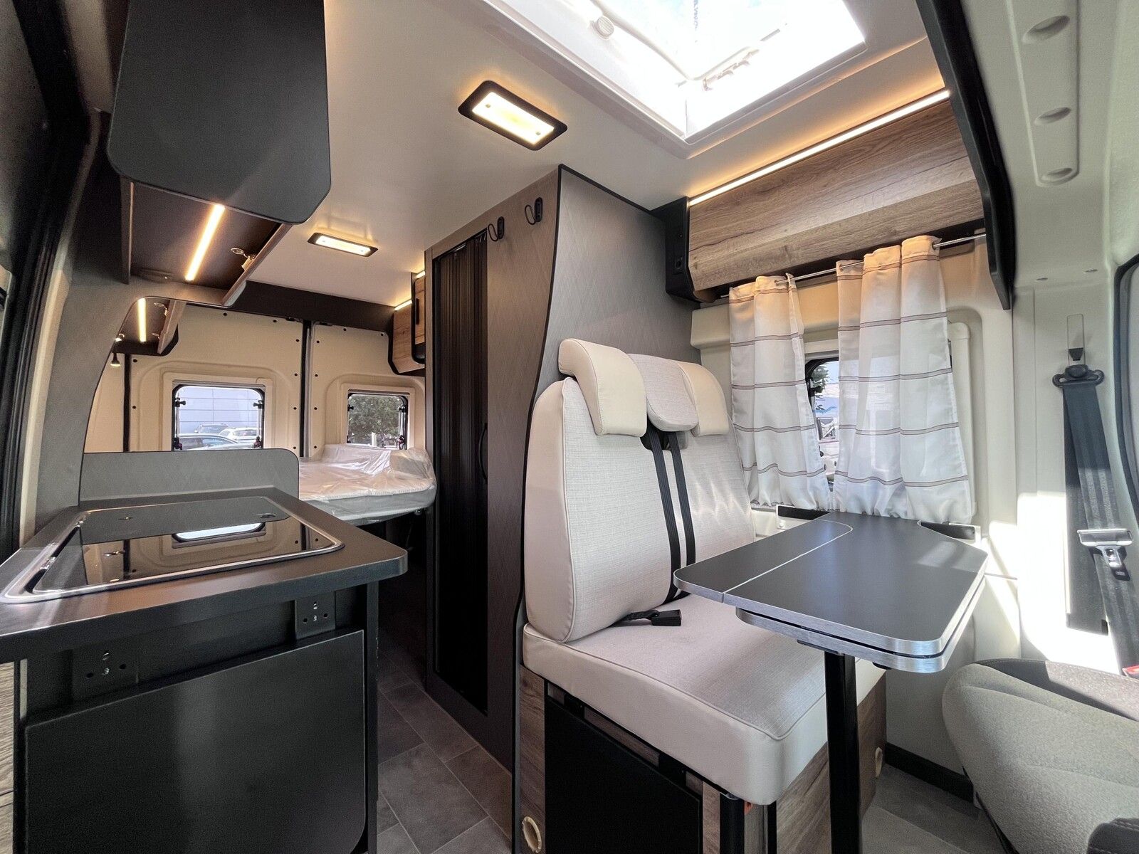Fahrzeugabbildung XGO X-VAN 8