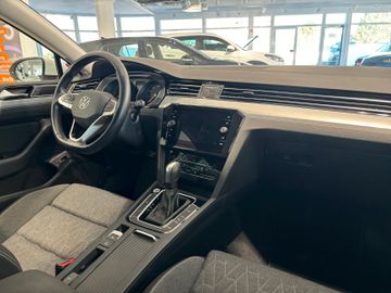 Volkswagen Passat Variant - 12