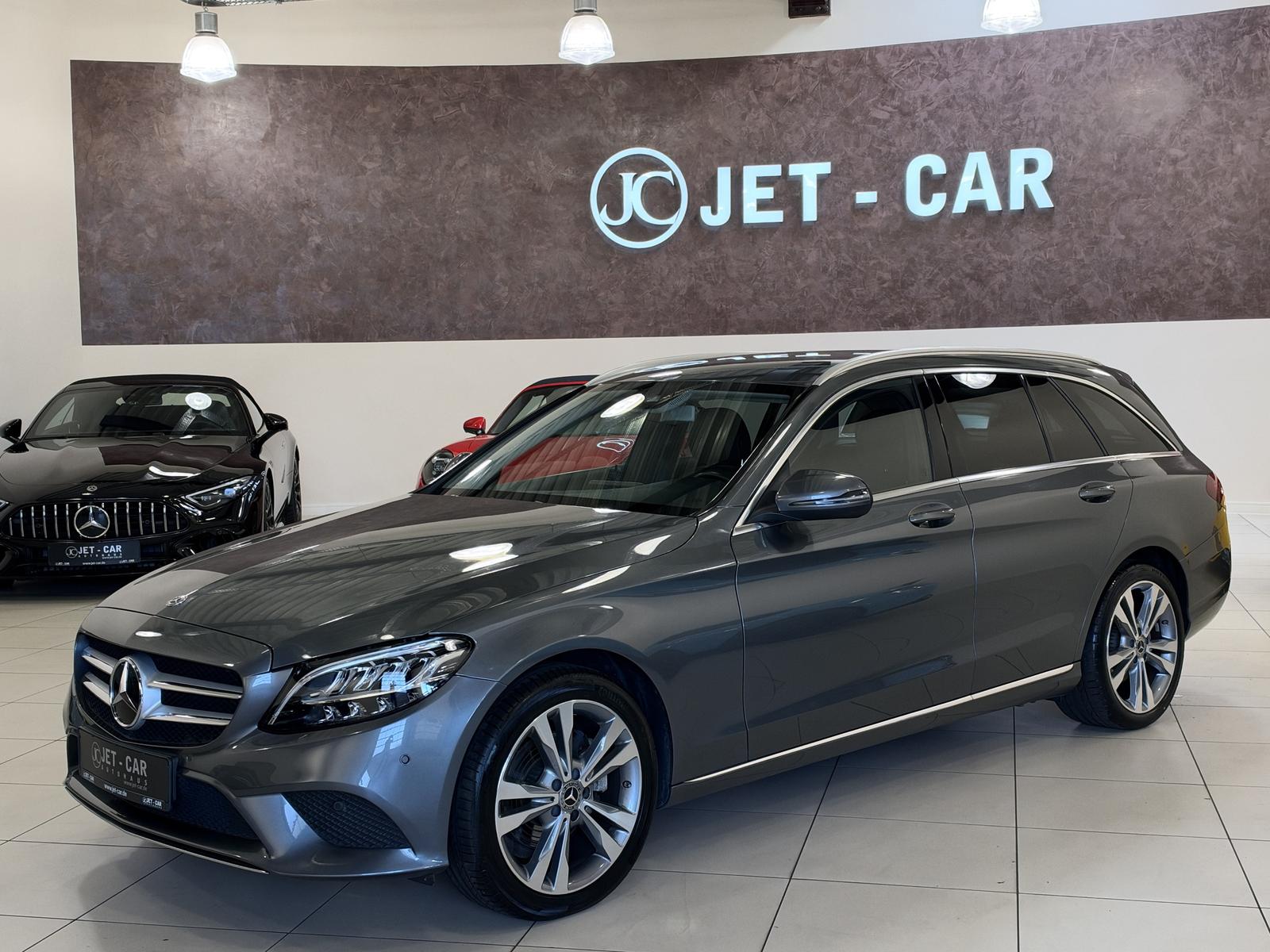 Mercedes-Benz C 220