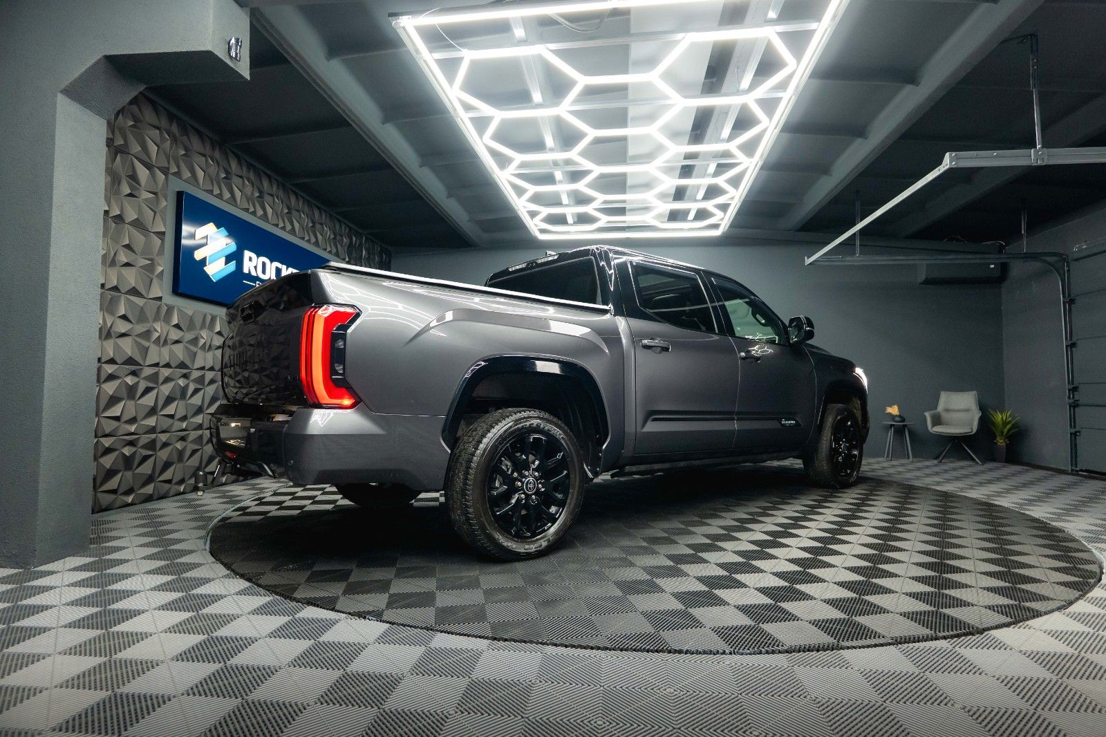 Fahrzeugabbildung Toyota Tundra PLATINUM 3.4L V6 4x4 *100%Options*19%VAT*