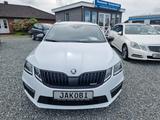 Skoda Octavia Combi RS DSG 4x4 ACC CarPlay LED MFL - Skoda Octavia: Allradantrieb