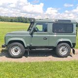 Land Rover Defender 90 TD4 St. Wagon SE, 1. Hd., Klima, AHK - gebrauchte Land Rover Defender aus dem Jahr 2015