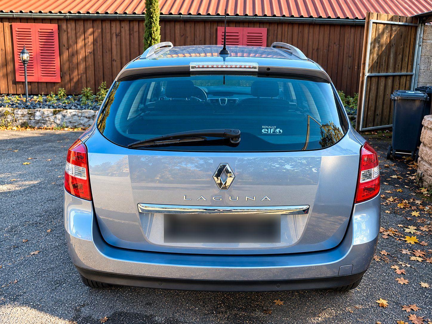 Renault Laguna 2008 — engine 140 HP (103kW)