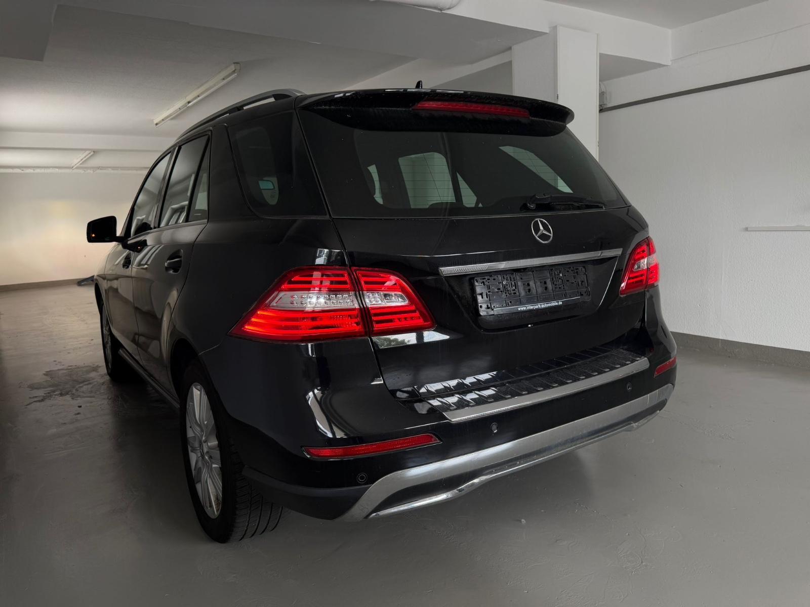 Mercedes-Benz ML 350 CDI BlueTec 4MATIC GSD Leder Navi STHZ