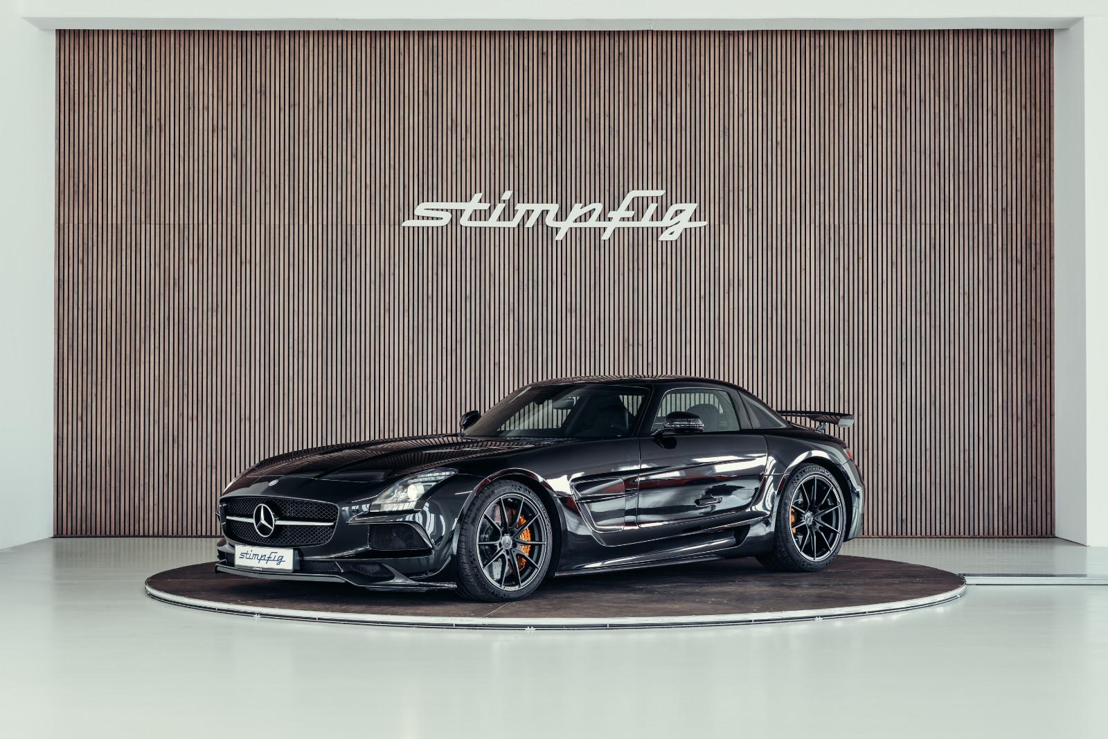 Mercedes-Benz SLS AMG Black Series, low mileage, Carbon