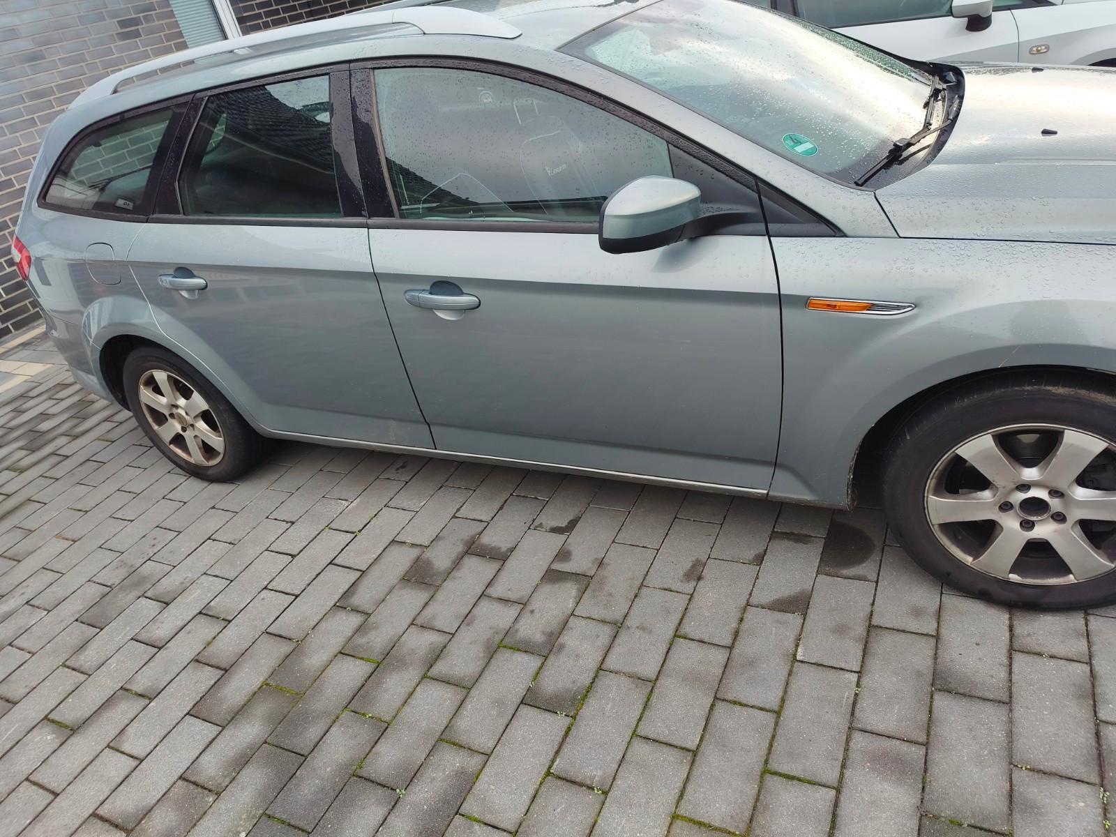 Ford Mondeo 2007 — rear view