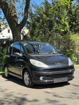 Peugeot 1007 Tendance 90 Tendance - schwarze Peugeot 1007