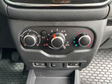 Dacia Lodgy 1.6 SCe 100 Lauréate