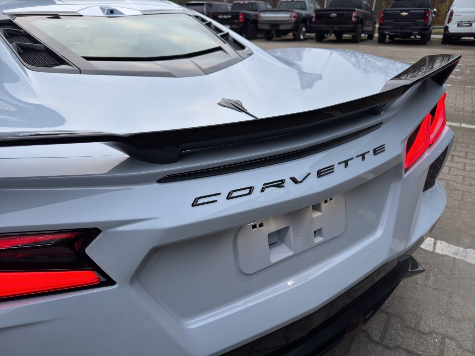 Fahrzeugabbildung Corvette C8 Coupe 3LT MY 2024 MAGNETIC/FRONT LIFT/EU-MODE