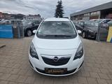 Opel Meriva B Selection AHK - Opel Meriva: Selection