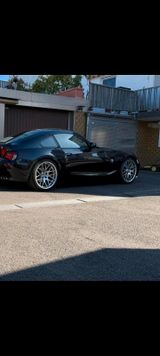 BMW Verkauf eines Fahrzeugs BMW z4 - BMW Z4 aus 2007: Coupé