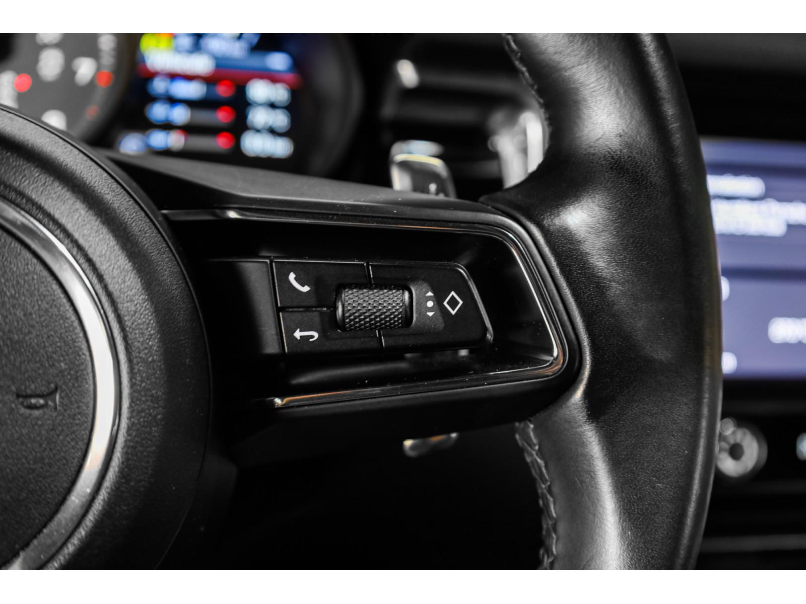 Porsche Macan III S
