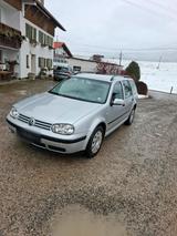Volkswagen Auto, Golf Variant 1,6 TDI - Volkswagen Golf aus 2004: TDI