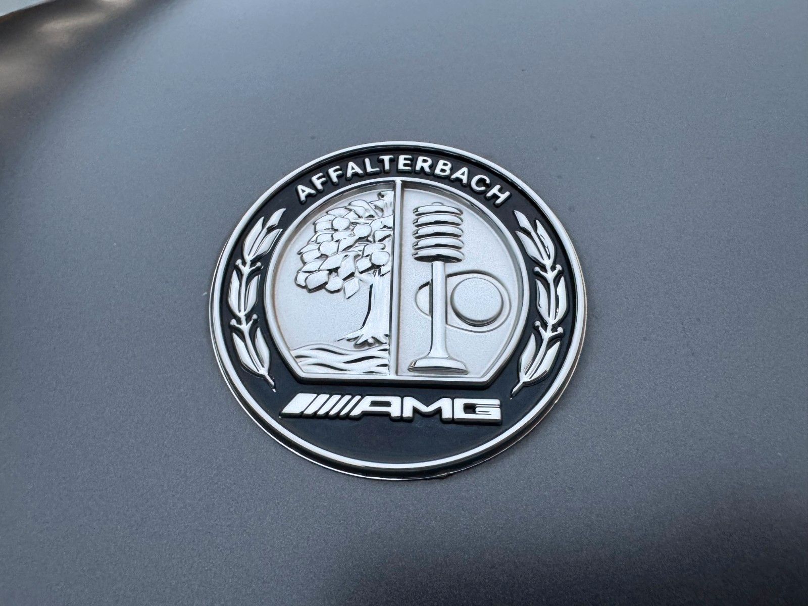 Fahrzeugabbildung Mercedes-Benz E 63 AMG S FinalEd+Pano+Burm+STH+Memory+HUD