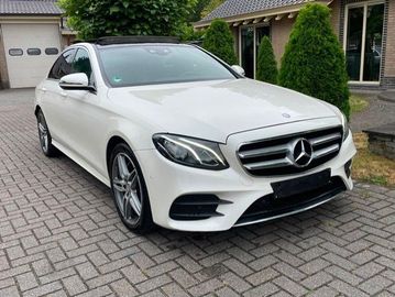 Mercedes E 220 - 4
