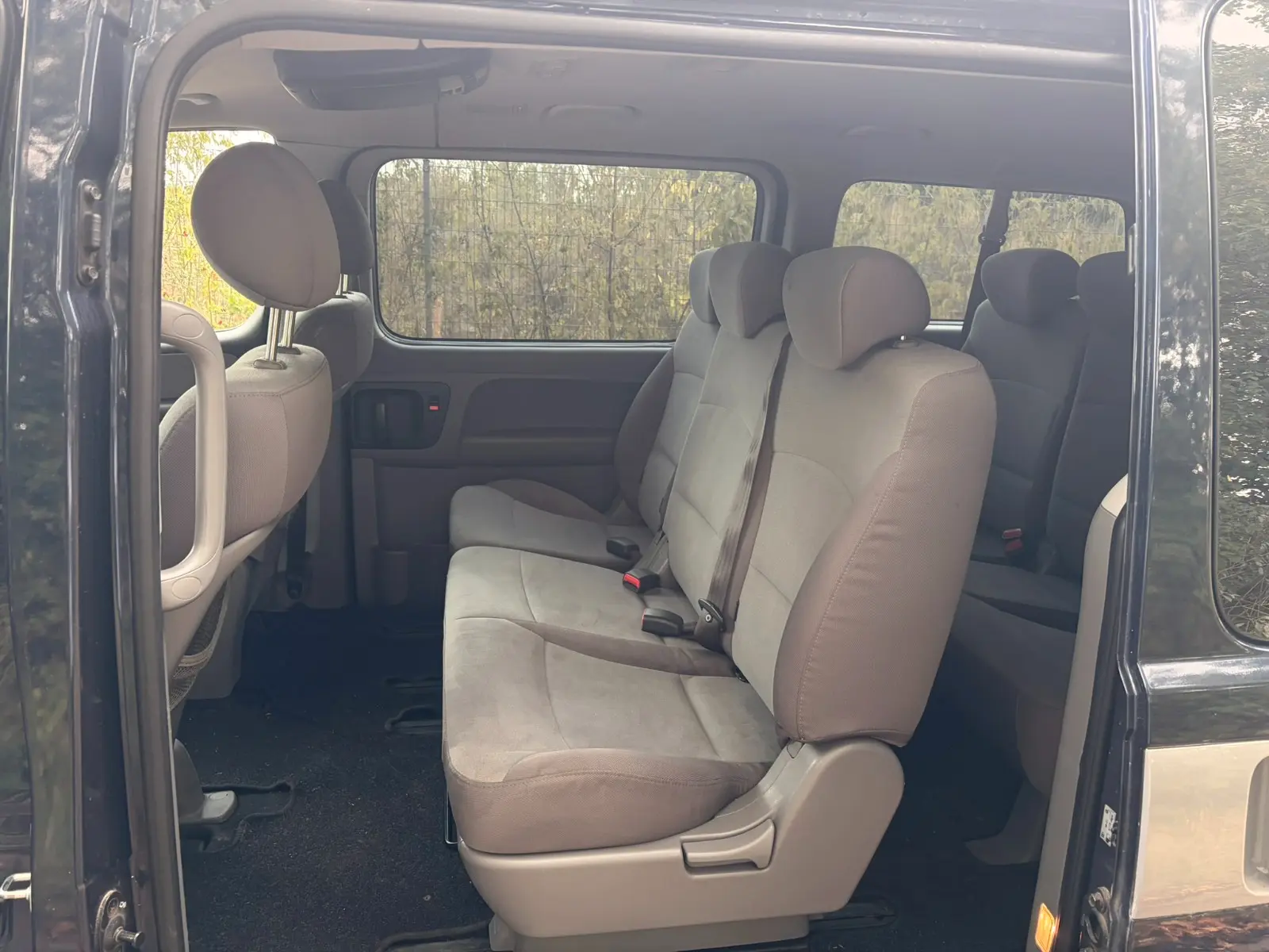 Hyundai H-1 8-Sitze/Klima/AHK!
