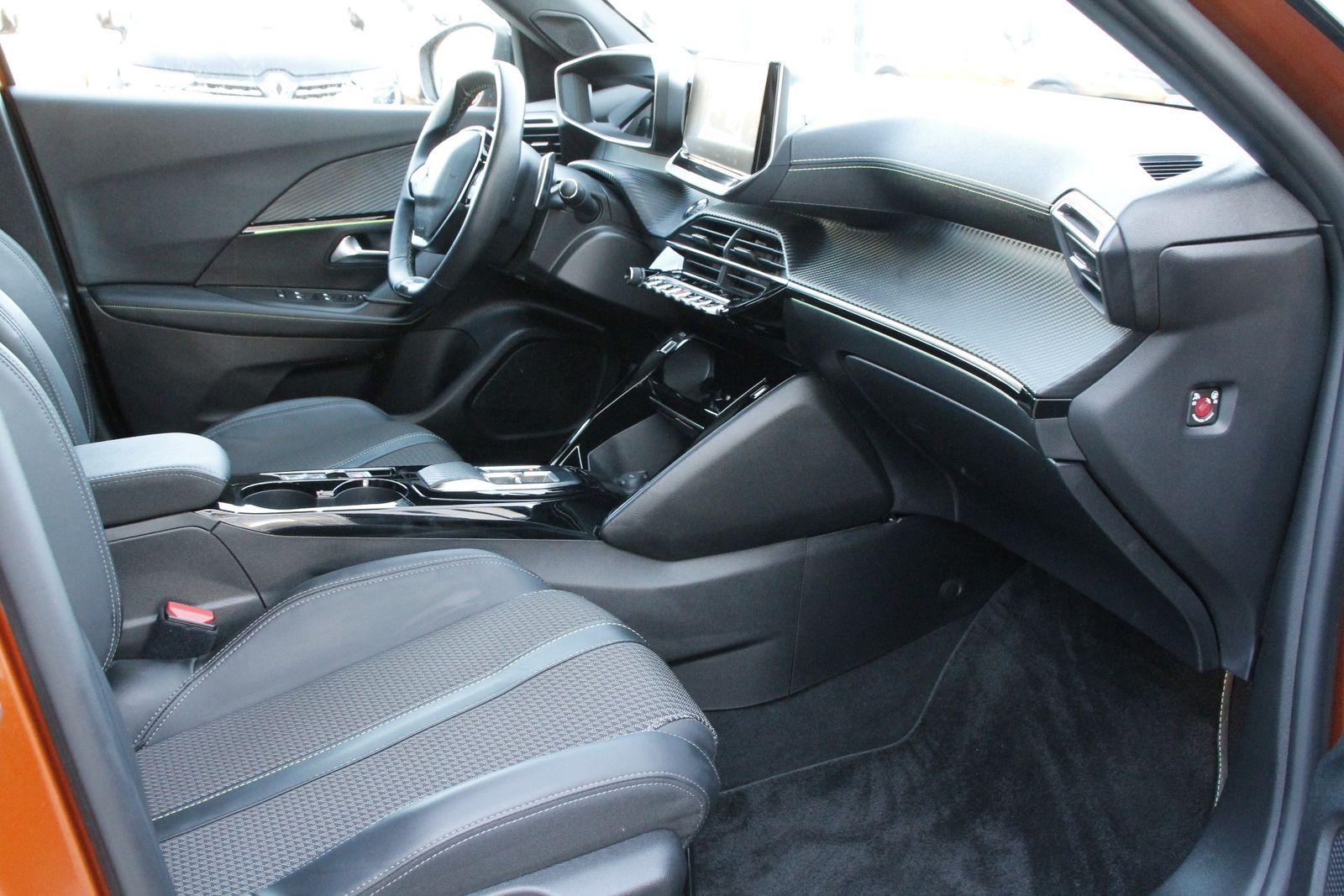 Fahrzeugabbildung Peugeot 2008 (P1) GT PureTech