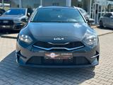Kia cee'd Sportswagon 1.6CRDI DCT*KAMERA*DAB*SPURHAL - Kia cee'd Sportswagon aus 2022