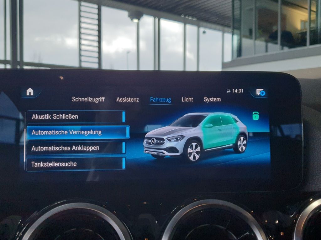 Fahrzeugabbildung Mercedes-Benz GLA 200 el.Heckklappe*AHK*Sitzheizung*Kamera*LED