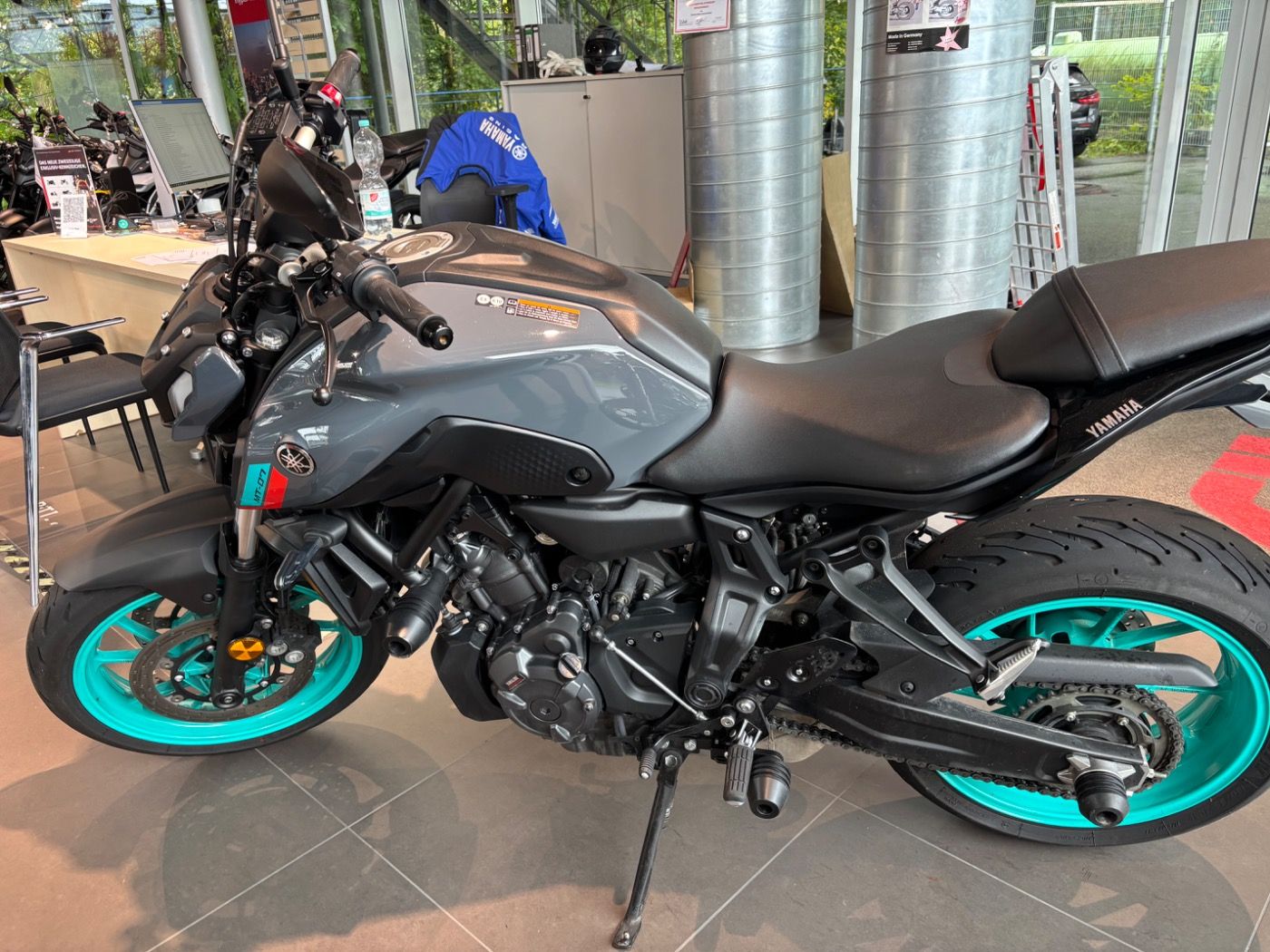 Fahrzeugabbildung Yamaha MT 07 Cyan Storm