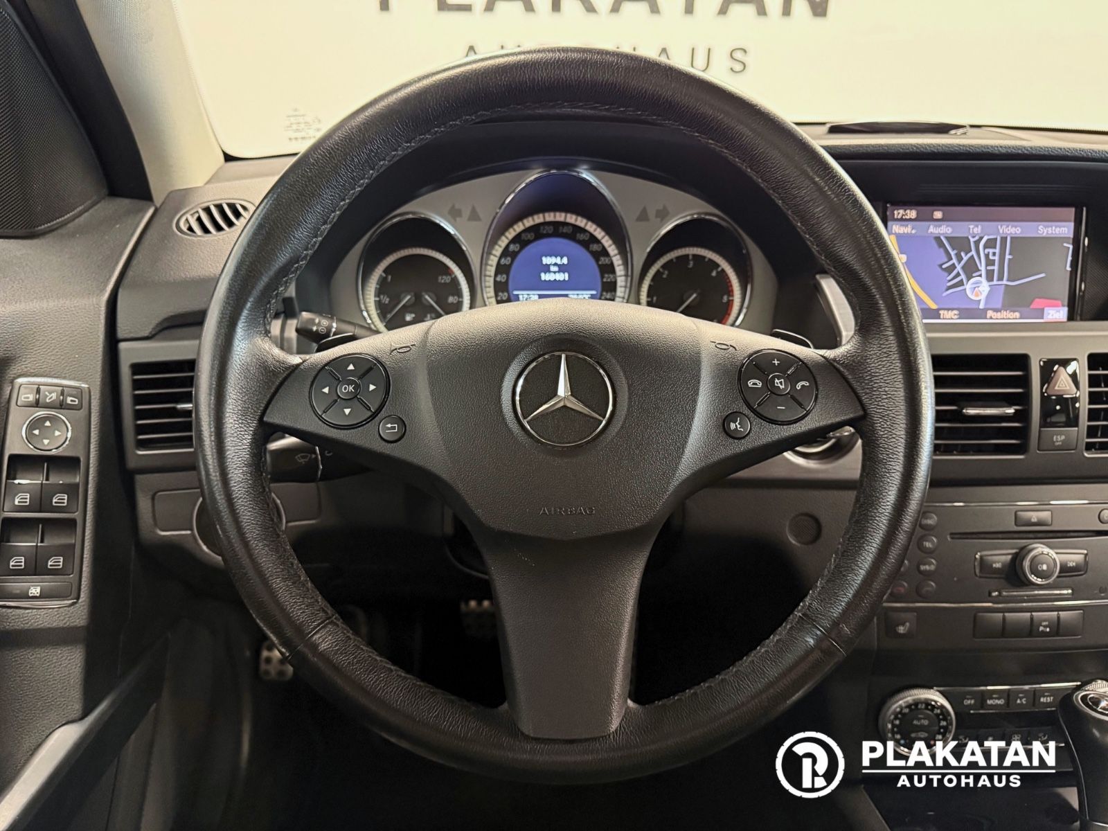 Fahrzeugabbildung Mercedes-Benz GLK 320 CDI 4Matic Navi Leder Panorama Bi-Xenon