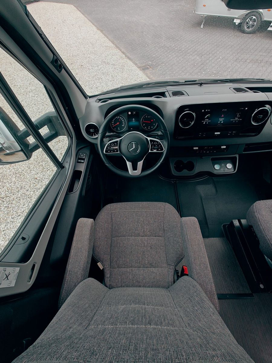 Fahrzeugabbildung HYMER / ERIBA / HYMERCAR ML - T 560 4x4 ALLRAD - AUS 1. HAND!