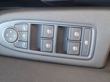 Mitsubishi Colt Top 1.6 360+Kam.+KeyLess+LED+Navi+SHZ+ACC