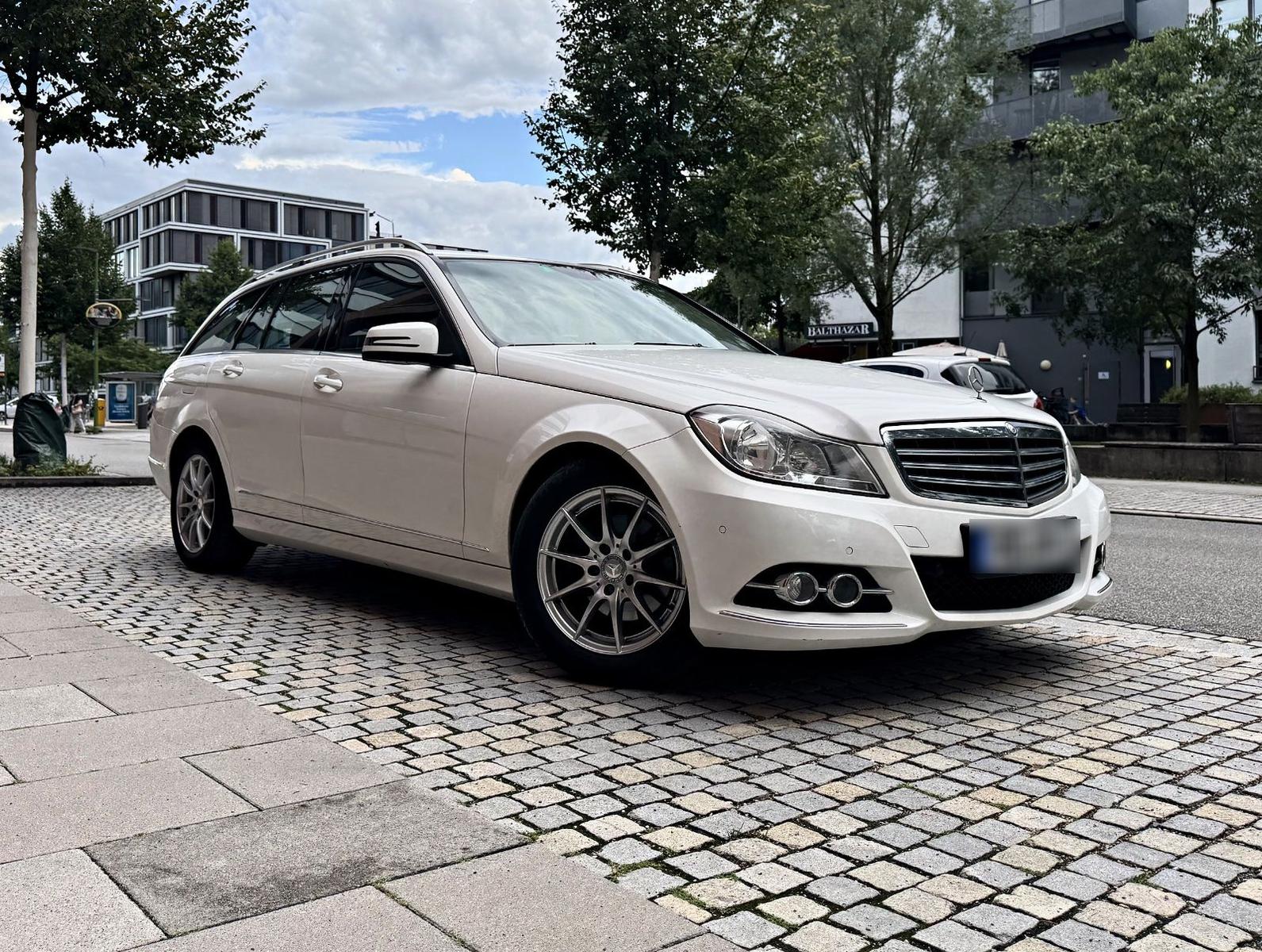 Mercedes-Benz C200 2012 — vehicle for AFU Ukraine