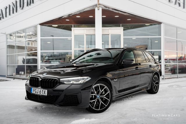 BMW 530e xDrive Touring 2023 M Sport / Trailer