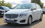 Mercedes-Benz B 180/SHEFT/NAVI/SHZ/PDC/TEMP/BT/8FACH/ - Mercedes-Benz B 180 Gebrauchtwagen in Mannheim