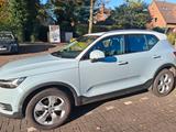 Volvo XC40 T4 Momentum Geartronic Momentum - Volvo XC40 in Herne
