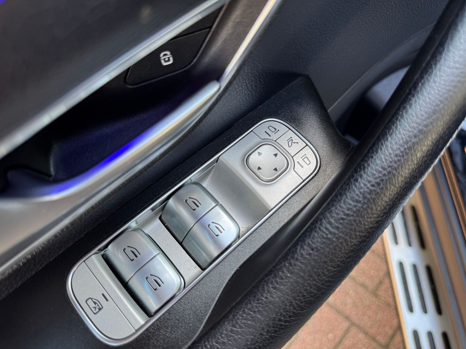 Fahrzeugabbildung Mercedes-Benz GLE 400 d Coupe AMG LINE PANO AIRMATIC 21 ZOLL