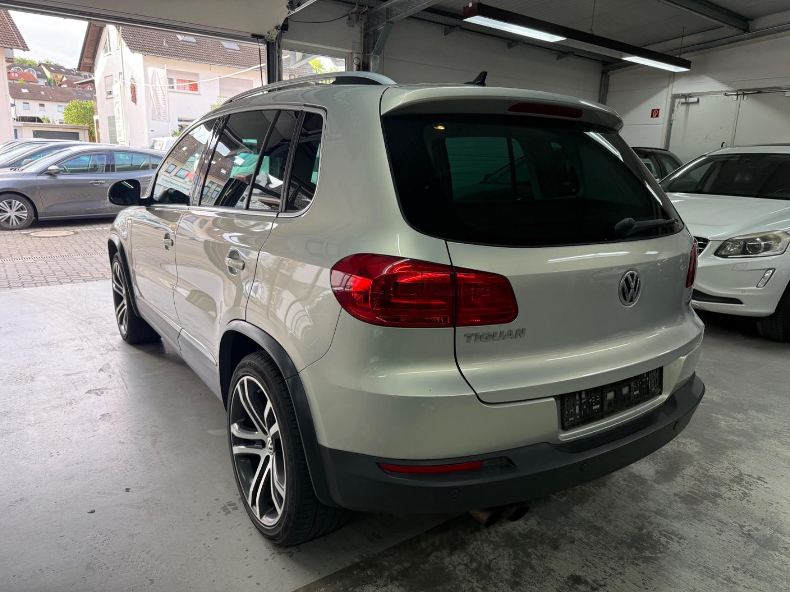 VOLKSWAGEN TIGUAN 1.4 TSI 160ch STYLE BVM Toit panoramique Sièges chauffants sport Historique présent - 1ERE MAIN