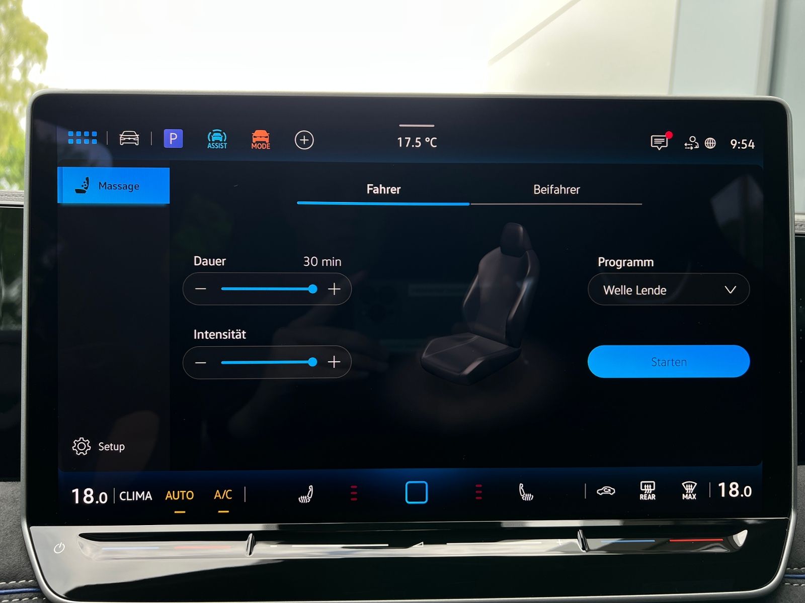 Fahrzeugabbildung Volkswagen Tiguan R-Line 1.5 eTSI DSG *AHK, IQ.Light, ACC,