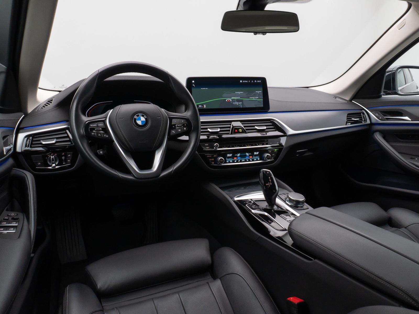 Fahrzeugabbildung BMW 520d Luxury Line Kamera DAB AHK Fernlichtassist