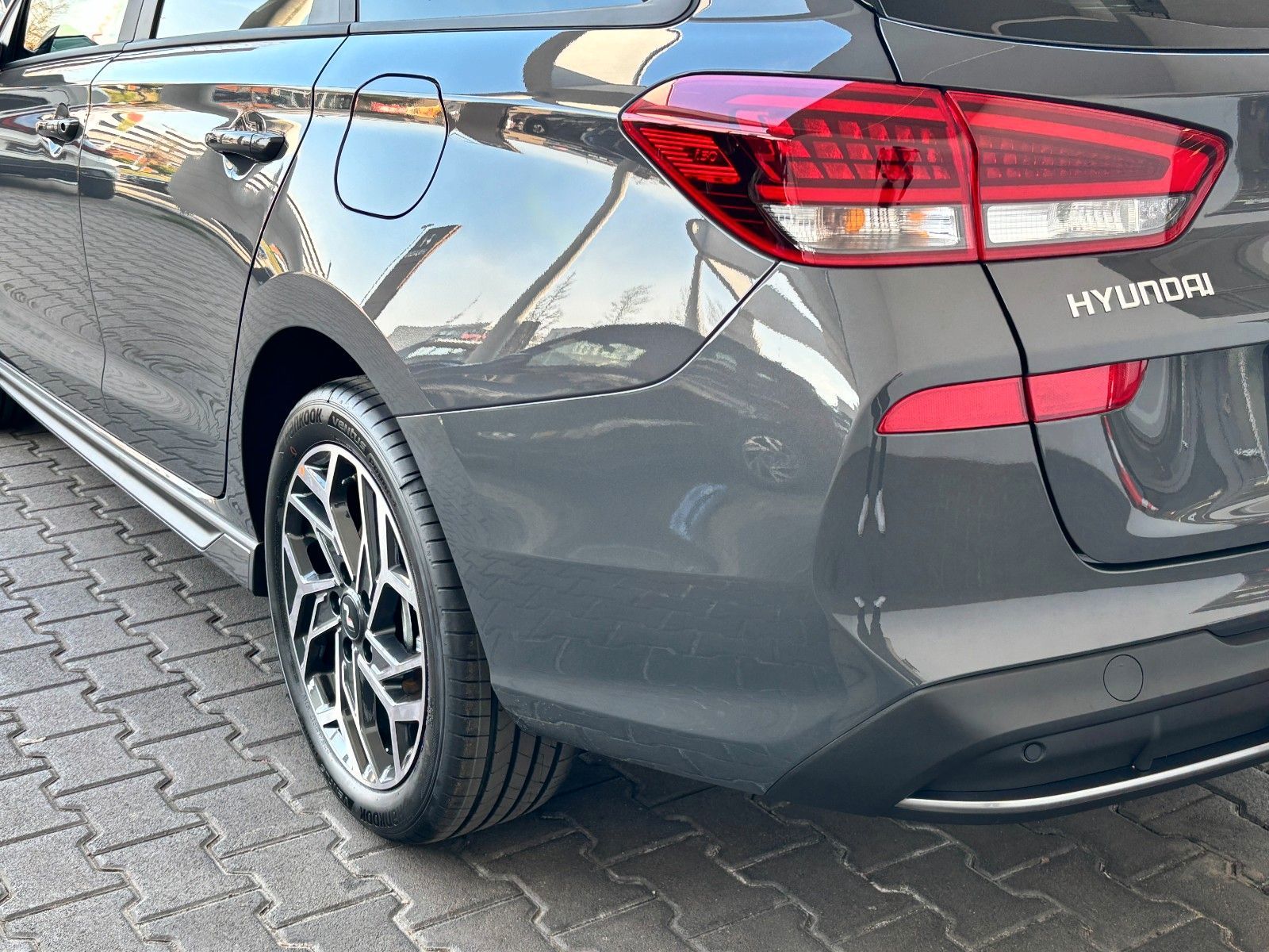 Fahrzeugabbildung Hyundai i30 cw 1.6 T-GDI N Line Kamera,LED,Navi,SHZ,PDC