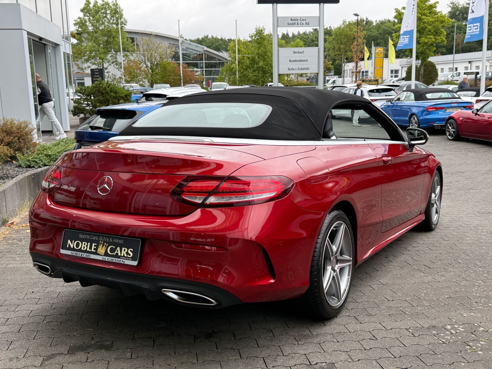 Fahrzeugabbildung Mercedes-Benz C 200 Cabrio AMG NIGHT Navi Rückfahr KAM Sounds.