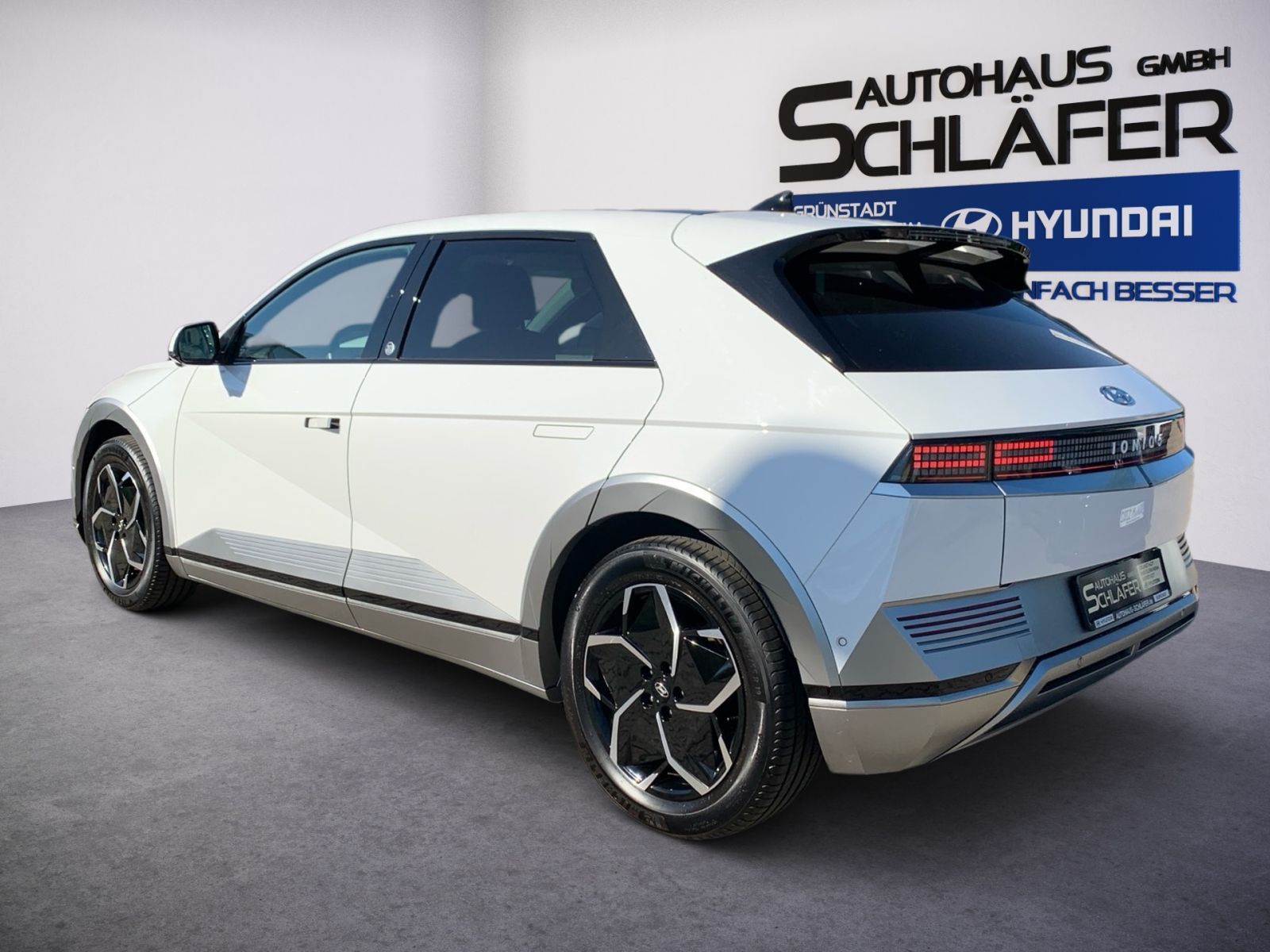 Fahrzeugabbildung Hyundai IONIQ 5 Uniq 72,6kWh Panorama Relax-Paket