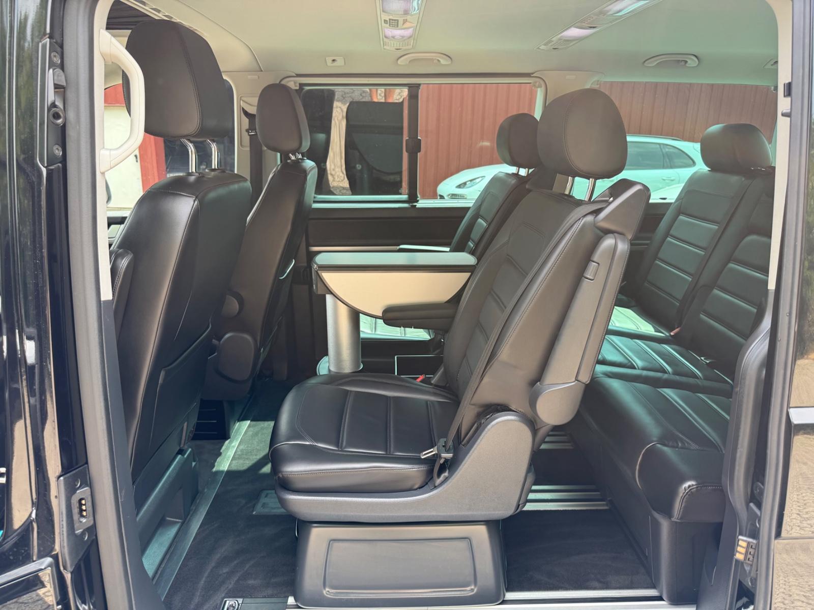 Volkswagen T6 Transporter Bus Multivan Highline 4Motion