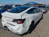 Tesla Model 3 Standard Range Plus RWD - Tesla Model 3 Unfallwagen