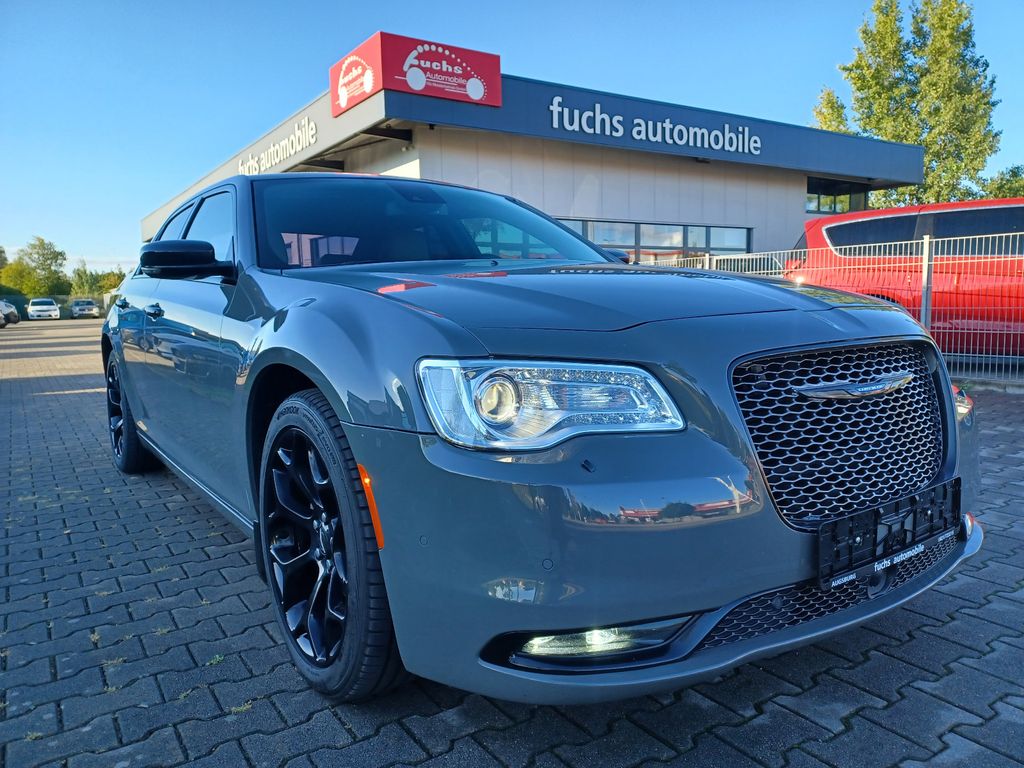 Image of Chrysler 300C