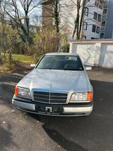 Mercedes-Benz C180 Oldtimer mit Wertgutachten, Rentnerfahrzeug - gebrauchte Mercedes-Benz C 180 aus dem Jahr 1993