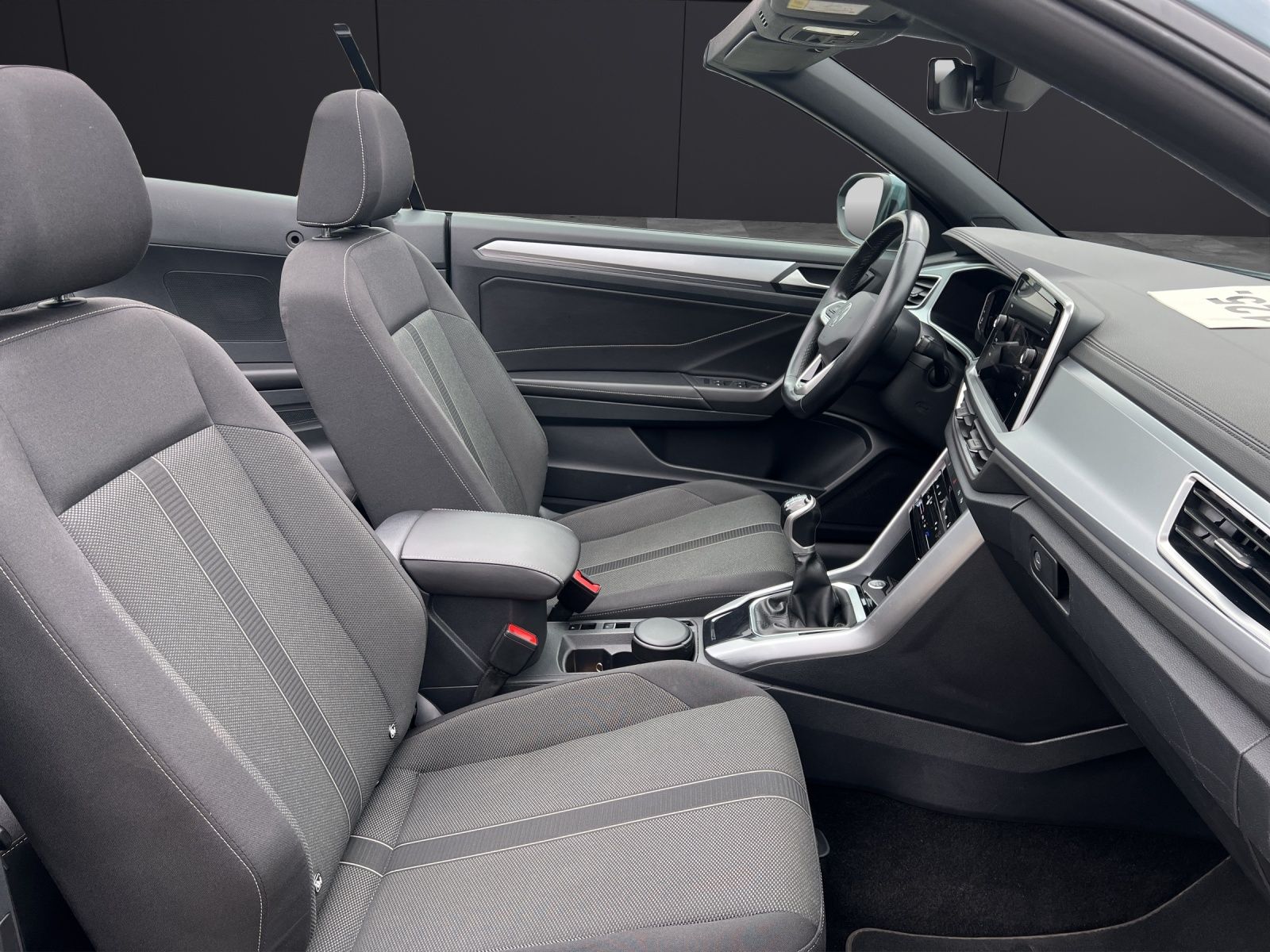Fahrzeugabbildung Volkswagen T-Roc Cabriolet TSI Style LEDplus Navi AID ACC R