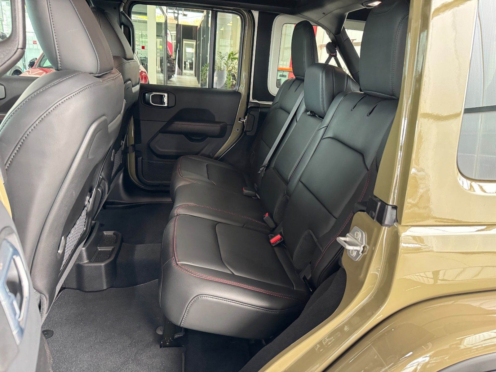 Fahrzeugabbildung Jeep Wrangler Rubicon X 3,6 V6 MY26 WARN Seilwinde