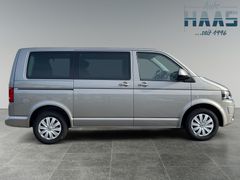 Fahrzeugabbildung Volkswagen T5 Caravelle Comfortline Tempom. Navi Ahk Klima